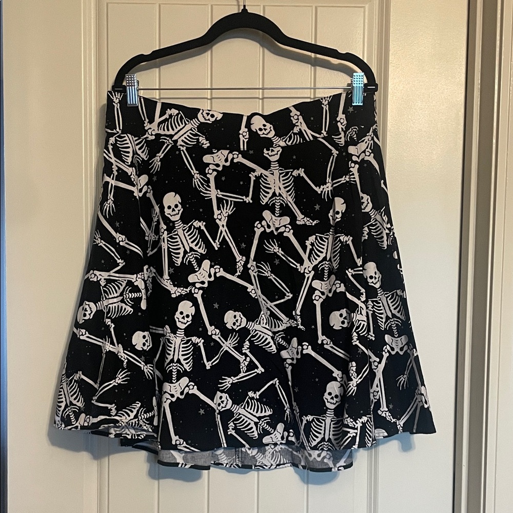 Folter / Retrolicious Skeleton Skater Skirt